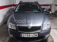 Usado Skoda Octavia Executive 140 CV (102 kW) 2010 Gris / plata Berlina