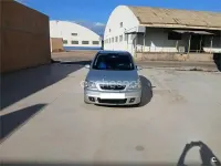 Usado Opel Zafira 125 CV (91 kW) 2003 Gris / plata Monovolumen