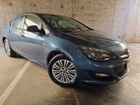 Usado Opel Astra Excellence 110 CV (80 kW) 2015 Azul Berlina