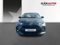 Usado Toyota Yaris Hybrid Active 116 CV (85 kW) 2025 Gris / plata Berlina