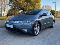 Usado Honda Civic Executive 140 CV (102 kW) 2006 Gris / plata Berlina