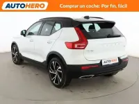 Käytetty Volvo XC40 R-Design 247 HP (181 kW) 2018 Valkoinen Katumaasturi