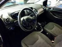 Usado Ford Ka Plus Ultimate 85 CV (62 kW) 2016 Gris / plata Utilitario