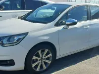 Usado Citroën C4 Shine 120 CV (88 kW) 2016 Blanco Berlina