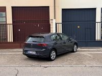 Usado VW Golf VIII 115 CV (84 kW) 2022 Gris / plata Berlina