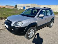 Usado Hyundai Tucson Style 112 CV (82 kW) 2005 Gris / plata SUV