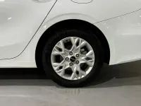 Usado Kia Ceed 120 CV (88 kW) 2022 Cassa white (wd) Utilitario