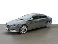 Usado Opel Insignia Innovation 136 HP (100 kW) 2019 Verde