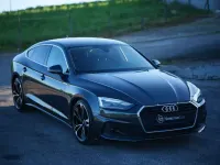 Usado Audi A5 Sportback Advanced 163 CV (119 kW) 2021 Gris Utilitario
