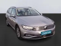 Usado VW Passat Business 120 CV (88 kW) 2020 Gris / plata Familiar