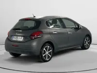 Usado Peugeot 208 Allure 110 CV (80 kW) 2017 Utilitario