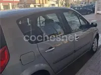Usado Renault Scenic E-Tech Privilege 130 CV (95 kW) 2008 Marrón Monovolumen