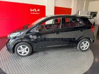 Usado Kia Picanto 67 CV (49 kW) 2023 Negro Utilitario