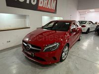 Usado Mercedes A180 Urban 122 CV (89 kW) 2016 Rojo Berlina