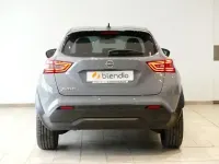 Usado Nissan Juke Tekna 114 CV (83 kW) 2023 Katana grey + midnight black metalizado SUV