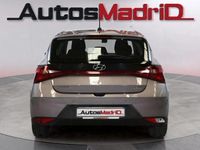 Usado Hyundai i20 101 CV (74 kW) 2022 Marrón Berlina