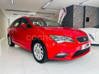 Usado Seat Leon Style 150 CV (110 kW) 2015 Rojo Familiar