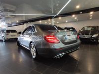 Usado Mercedes E200 Avantgarde 136 CV (100 kW) 2016 Gris / plata Berlina