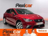 Usado Seat Ibiza Style 75 CV (55 kW) 2018 Rojo Utilitario