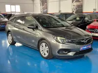 Usado Opel Astra Ultimate 145 CV (106 kW) 2020 Gris / plata Familiar