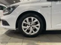 Usado Renault Mégane IV LIMITED 100 CV (73 kW) 2018 Blanco Berlina