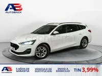 Usado Ford Focus Trend+ 120 CV (88 kW) 2022 Blanco Familiar