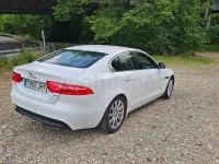 Usado Jaguar XE 180 CV (132 kW) 2016 Blanco Berlina