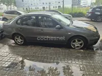 Usado Seat Toledo Stella 105 CV (77 kW) 2002 Gris / plata Berlina