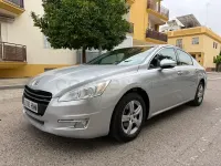 Usado Peugeot 508 Active 115 CV (84 kW) 2014 Gris / plata Berlina