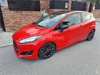 Usado Ford Fiesta Trend 82 CV (60 kW) 2014 Rojo Utilitario