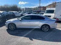 Usado VW Passat Sportline 150 CV (110 kW) 2016 Gris / plata Berlina