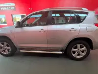 Usado Toyota RAV4 Sol 136 CV (100 kW) 2007 Gris / plata SUV