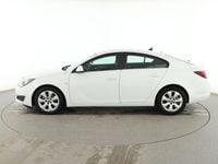 Usado Opel Insignia Selective 135 CV (99 kW) 2016 Blanco Berlina
