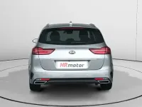 Usado Kia Ceed 141 CV (103 kW) 2021 Gris Utilitario