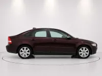 Usado Volvo S40 Momentum 136 CV (100 kW) 2005 Negro Berlina