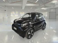 Usado Smart ForTwo Electric Drive 59 kW (81 CV) 2023 Negro Descapotable