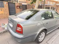 Usado Skoda Octavia Ambiente 90 CV (66 kW) 2001 Verde Berlina