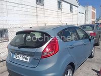 Usado Ford Fiesta Ambiente 68 CV (50 kW) 2009 Azul Utilitario