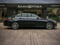 Usado Mercedes E200 Business 197 CV (144 kW) 2021 Negro Berlina