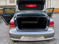 Usado VW Passat Advance 140 CV (102 kW) 2014 Gris / plata Berlina