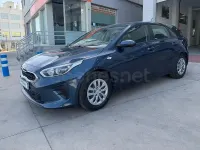 Usado Kia Ceed 120 CV (88 kW) 2020 Azul Utilitario