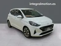 Używany Hyundai i10 66 KM (48 kW) 2024 Biały Hatchback