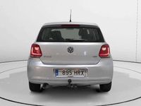Usado VW Polo Advance 91 CV (66 kW) 2013 Gris Utilitario