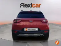 Usado Kia Stonic 100 CV (73 kW) 2020 Rojo SUV