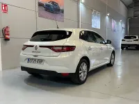 Usado Renault Mégane 132 CV (97 kW) 2018 Blanco Berlina