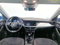 Usado Skoda Kamiq Ambition 110 CV (80 kW) 2022 Azul SUV
