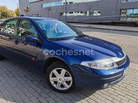 Usado Renault Laguna II Expression 110 CV (80 kW) 2004 Azul Berlina