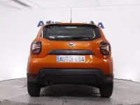 Usado Dacia Duster Essentiel 100 CV (73 kW) 2022 Naranja SUV