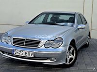 Usado Mercedes C220 Avantgarde 143 CV (105 kW) 2001 Gris / plata Berlina