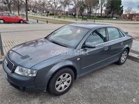 Usado Audi A4 130 CV (95 kW) 2002 Gris / plata Berlina